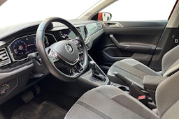 oranssi Volkswagen Polo 2020 kuva 7.