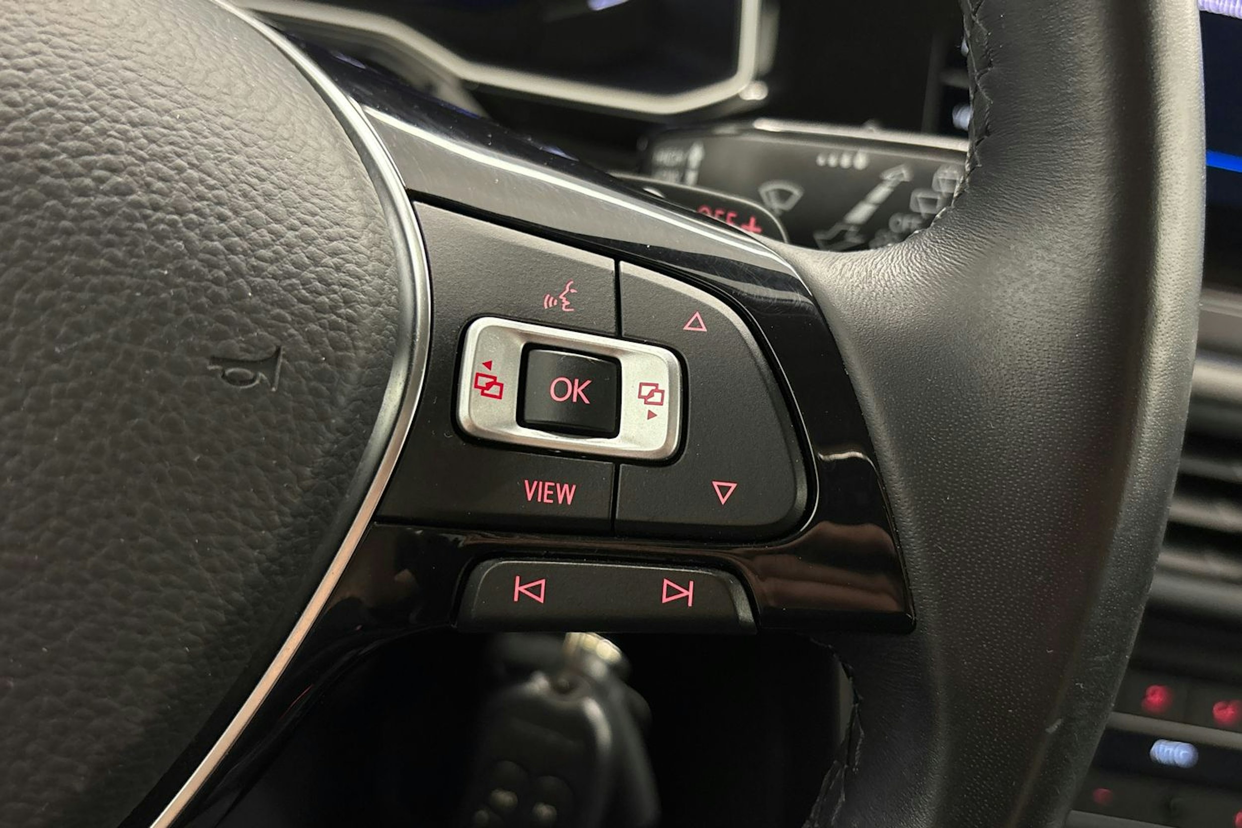 Valkoinen Volkswagen POLO 2020 kuva 14.