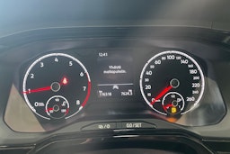 punainen Volkswagen Polo 2020 kuva 12.