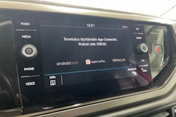 punainen Volkswagen Polo 2020 kuva 16.