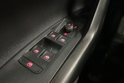 punainen Volkswagen Polo 2020 kuva 22.