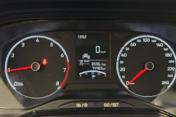 valkoinen Volkswagen Polo 2020 kuva 13.