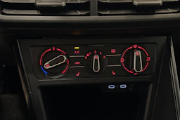 valkoinen Volkswagen Polo 2020 kuva 17.