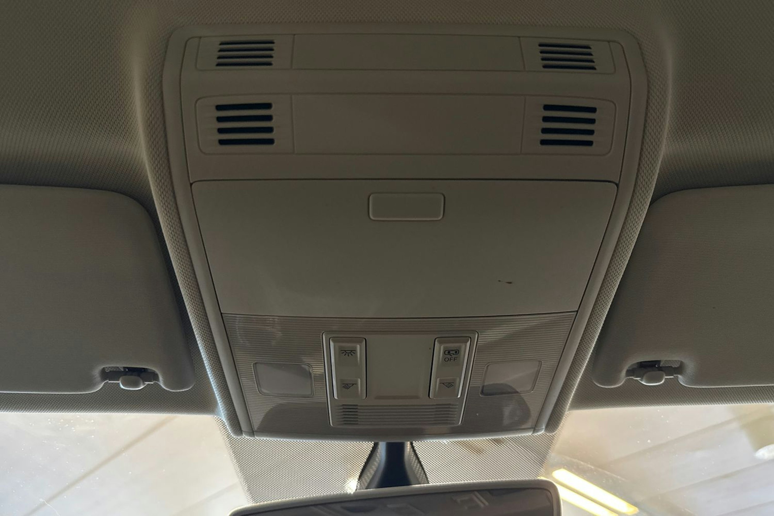 met. harmaa Volkswagen Polo 2020 kuva 28.