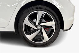 valkoinen Volkswagen Polo 2020 kuva 12.