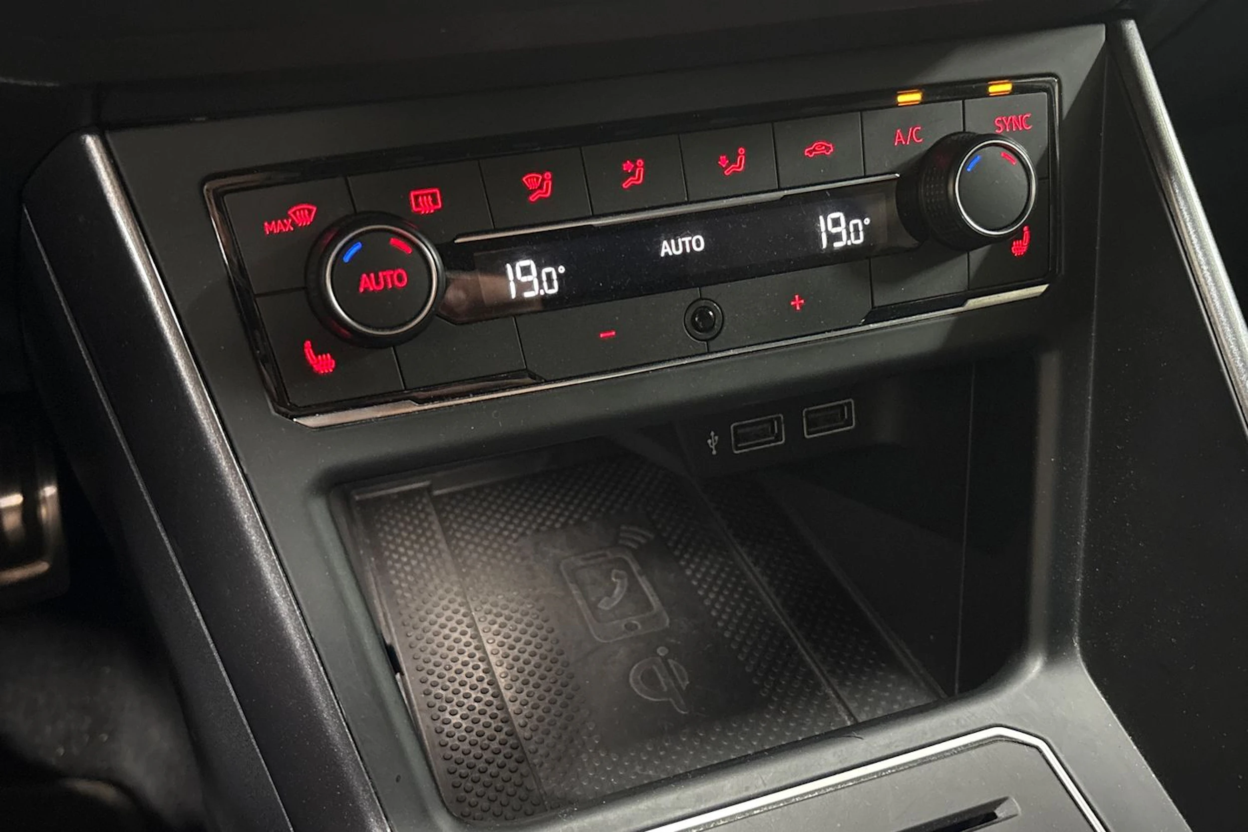 valkoinen Volkswagen Polo 2020 kuva 26.