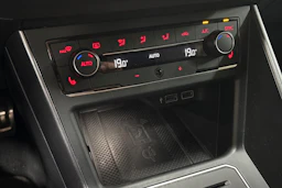 valkoinen Volkswagen Polo 2020 kuva 26.