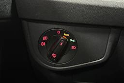 valkoinen Volkswagen Polo 2020 kuva 28.