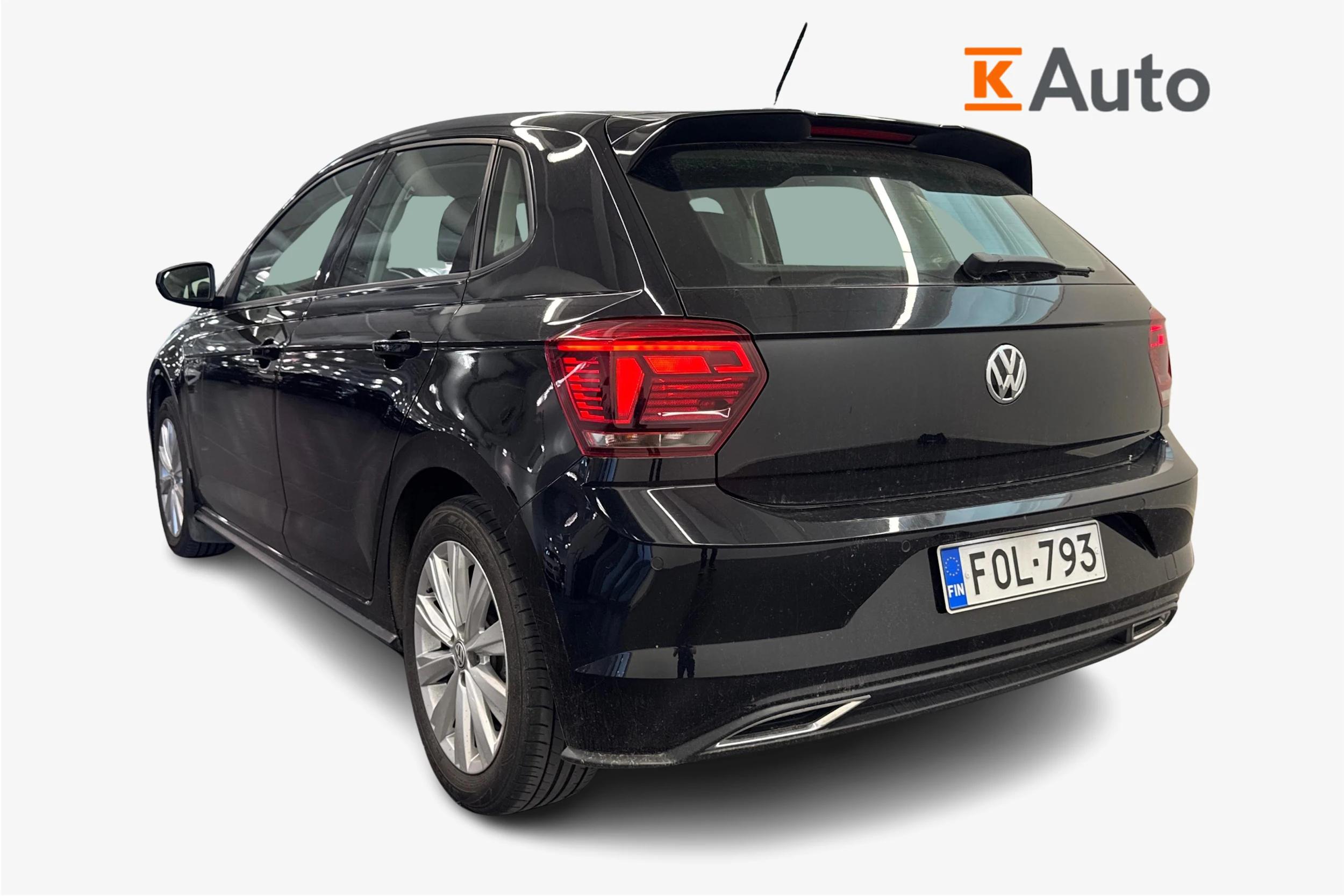 Musta Volkswagen POLO 2020 kuva 2.