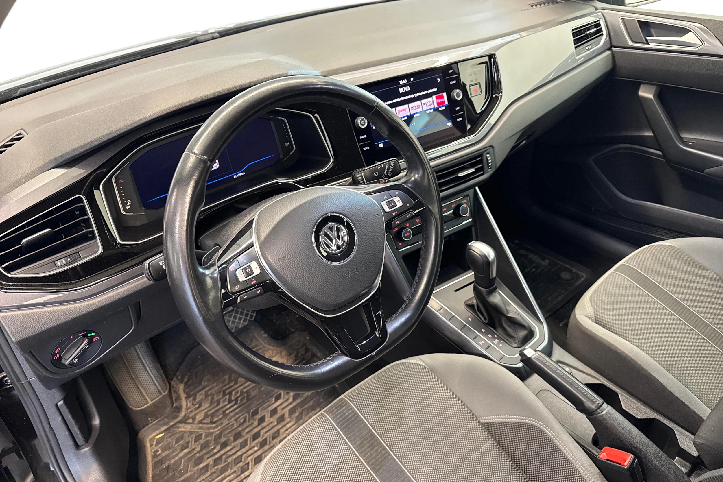 Musta Volkswagen POLO 2020 kuva 3.