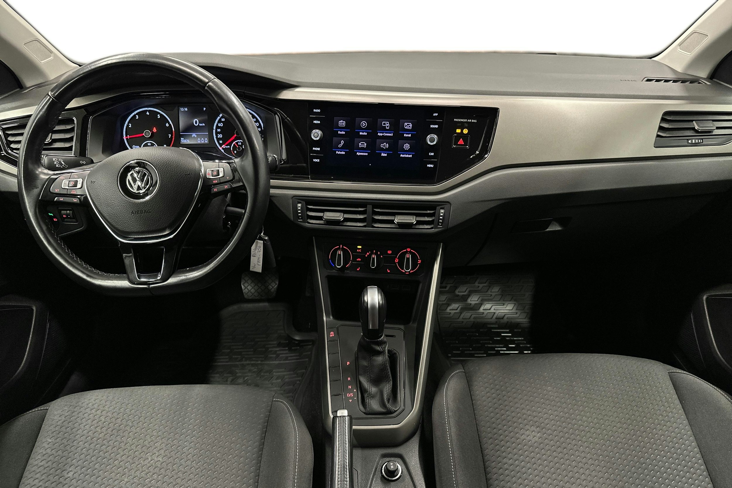 valkoinen Volkswagen Polo 2020 kuva 9.