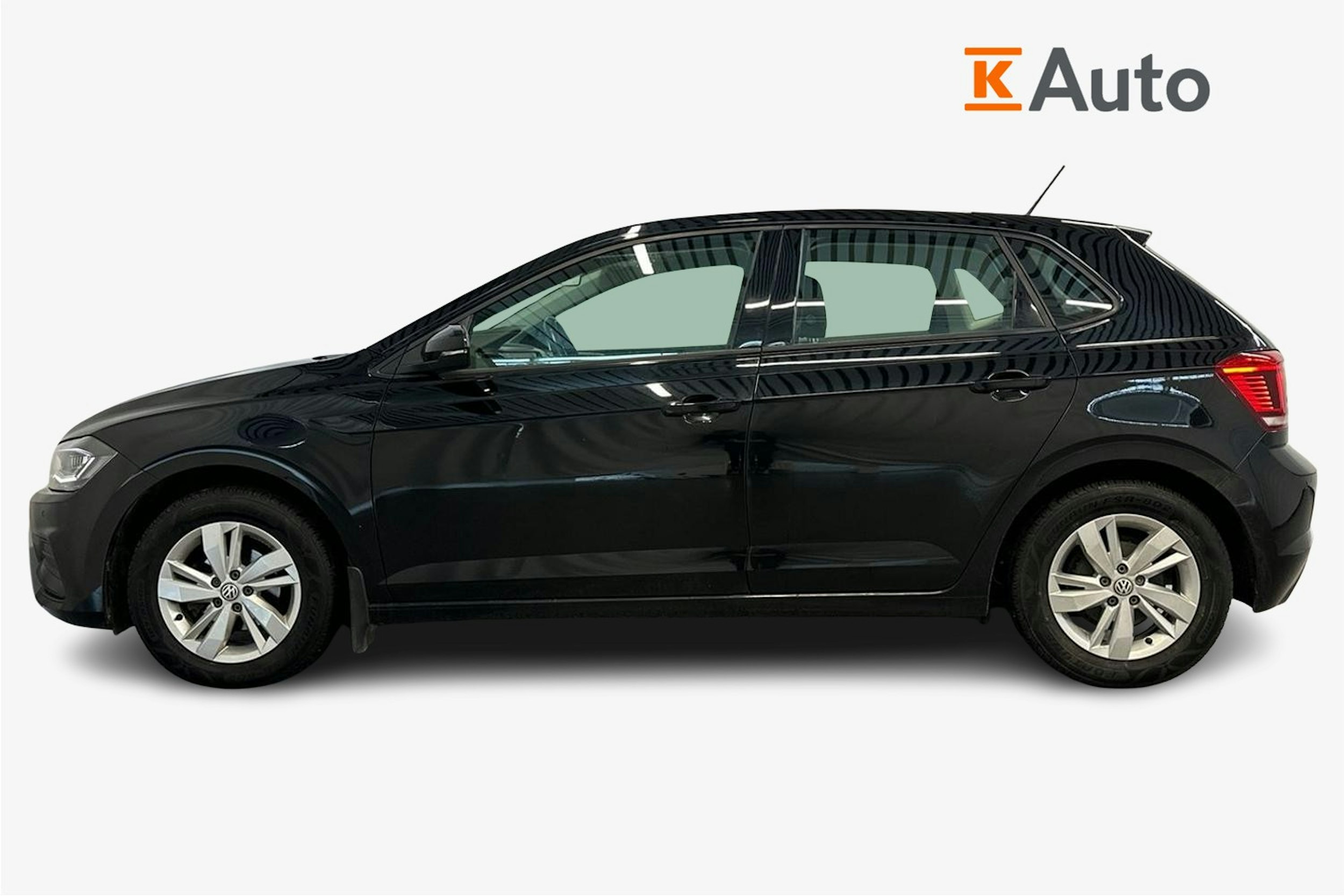 musta Volkswagen Polo 2020 kuva 6.