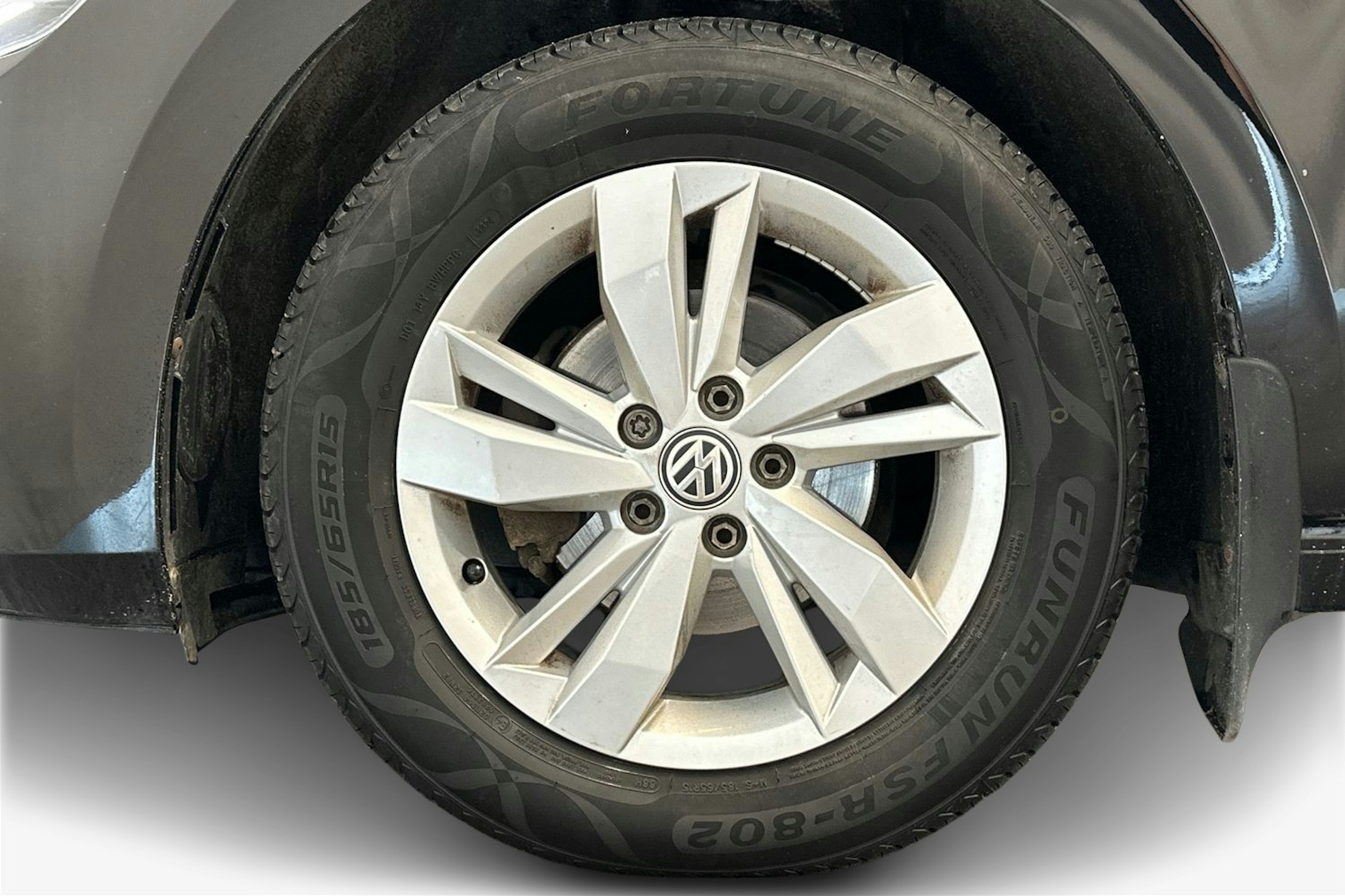 musta Volkswagen Polo 2020 kuva 11.