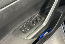 musta Volkswagen Polo 2020 kuva 16.