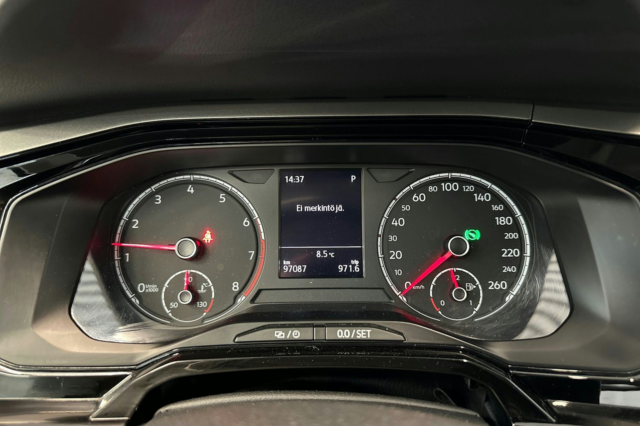 musta Volkswagen Polo 2020 kuva 20.