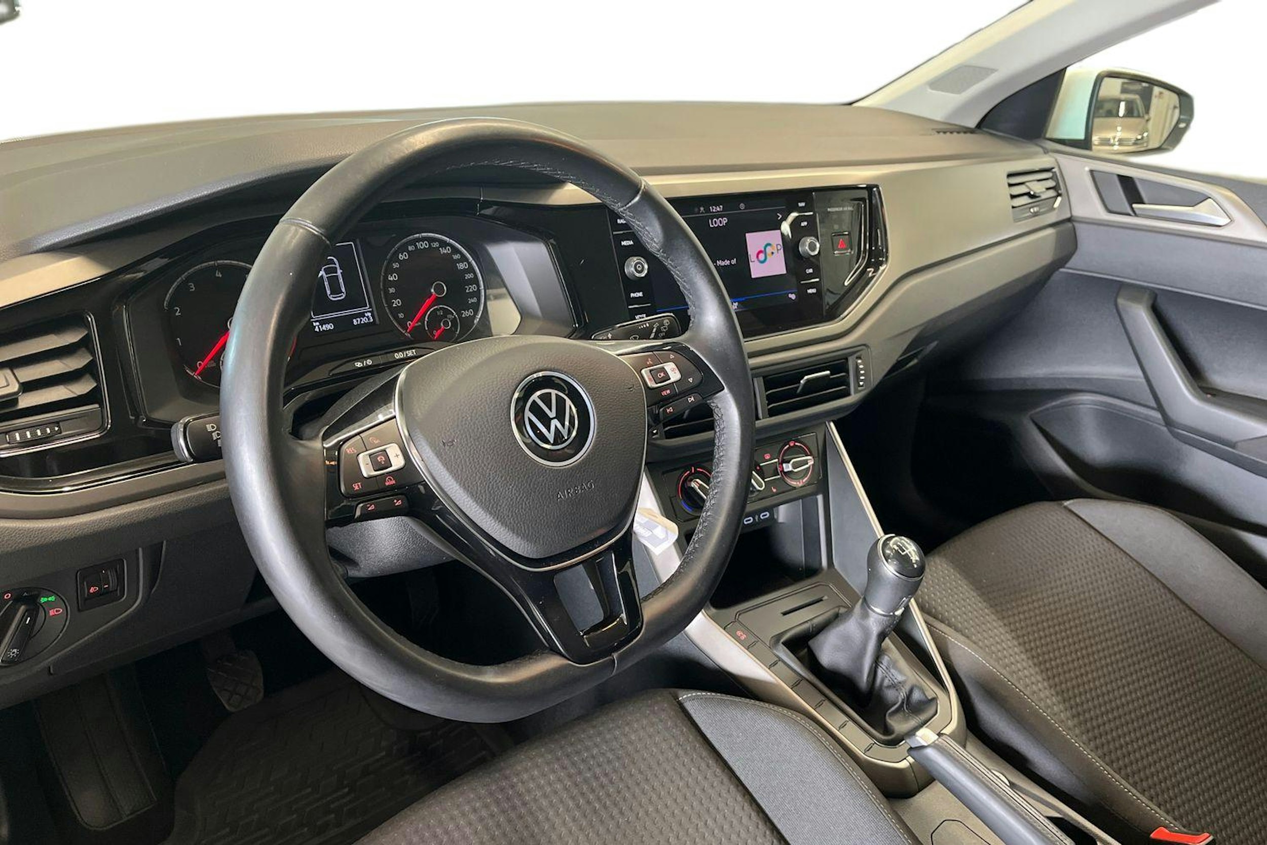 valkoinen Volkswagen Polo 2021 kuva 7.
