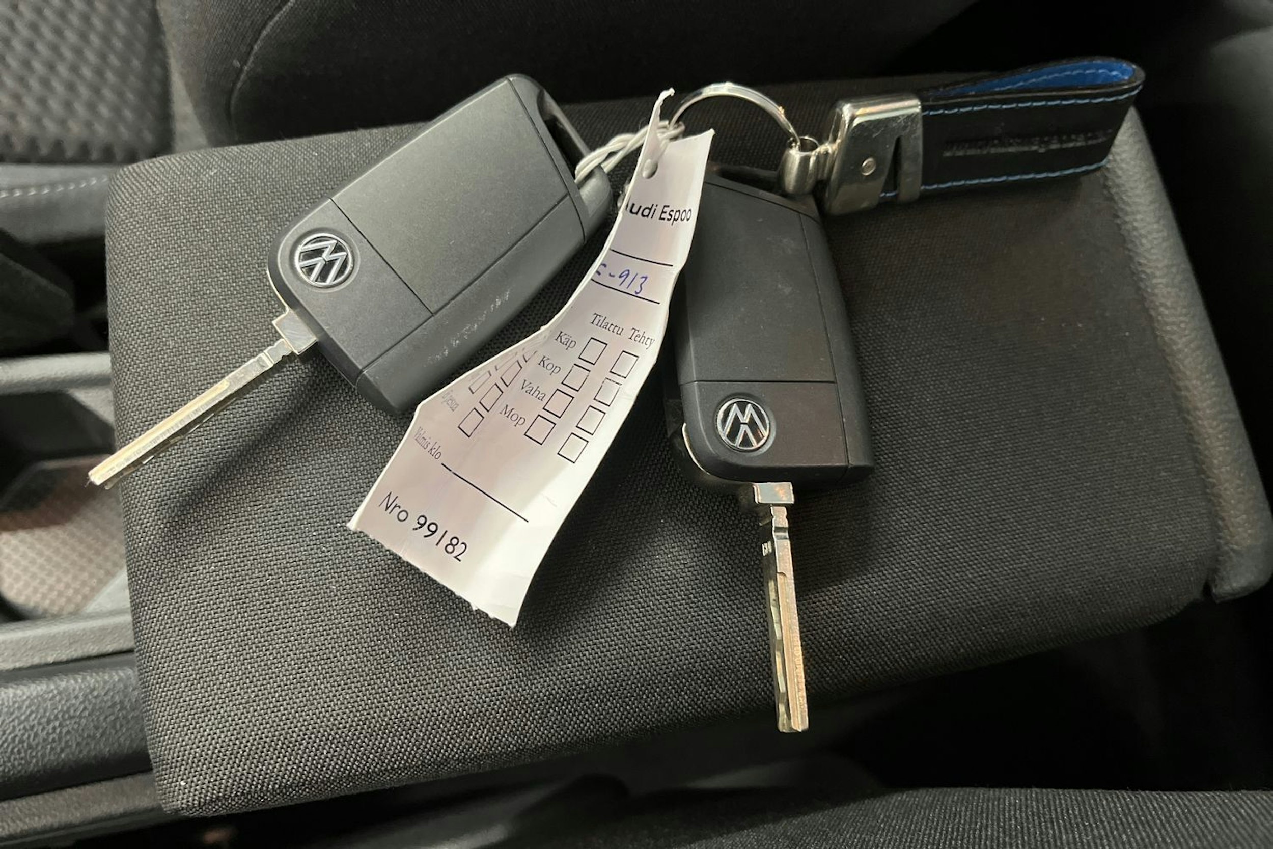 valkoinen Volkswagen Polo 2021 kuva 25.