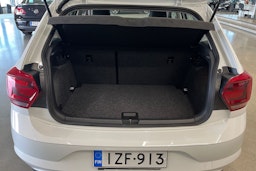 valkoinen Volkswagen Polo 2021 kuva 26.