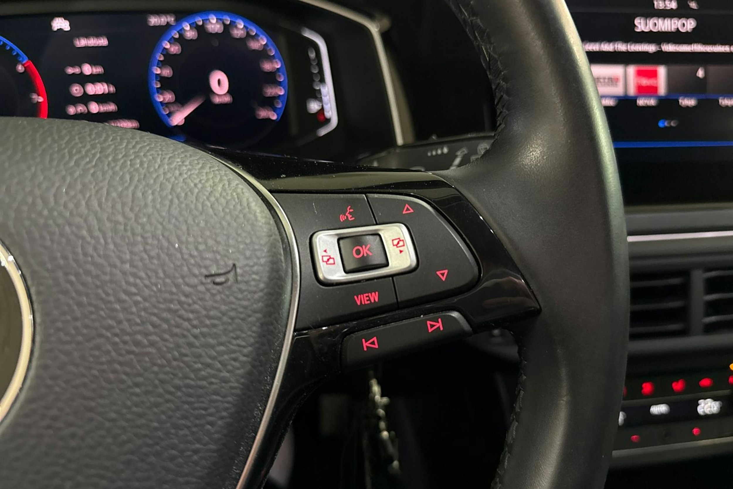 Musta Volkswagen POLO 2020 kuva 16.