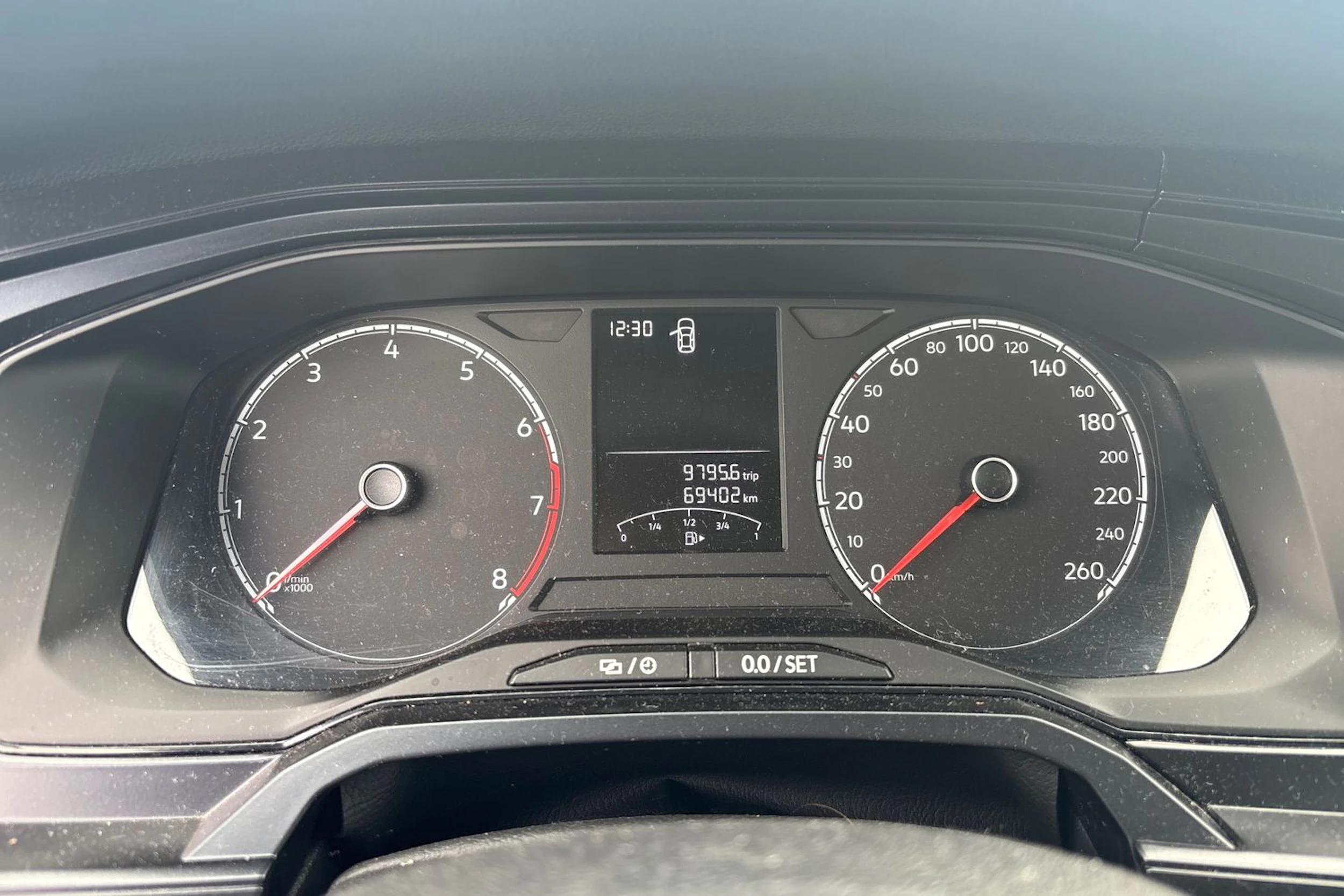 Punainen Volkswagen POLO 2020 kuva 4.
