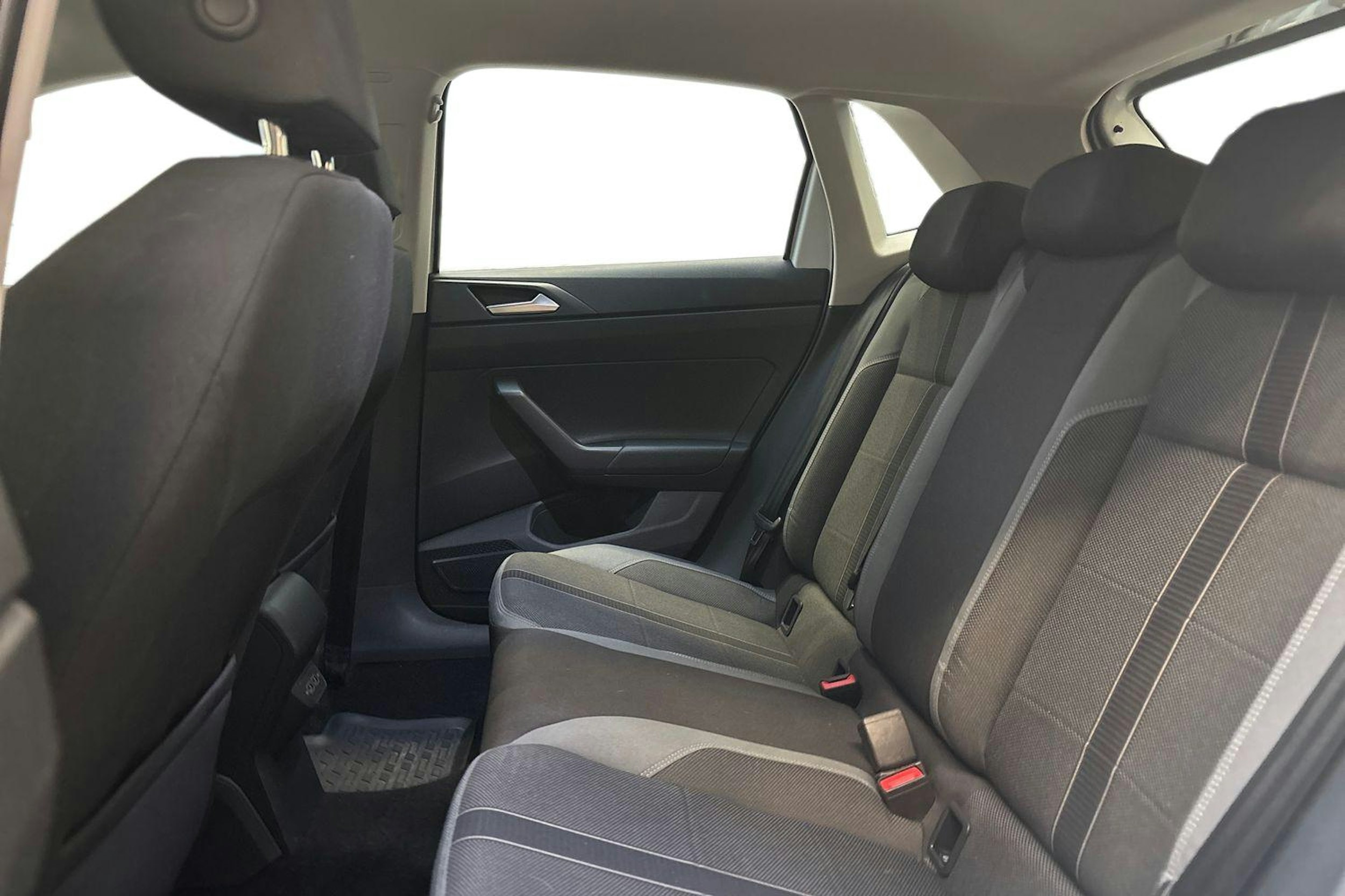 valkoinen Volkswagen Polo 2020 kuva 10.