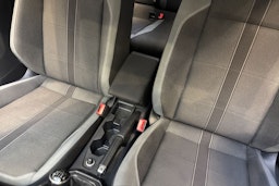 valkoinen Volkswagen Polo 2020 kuva 23.