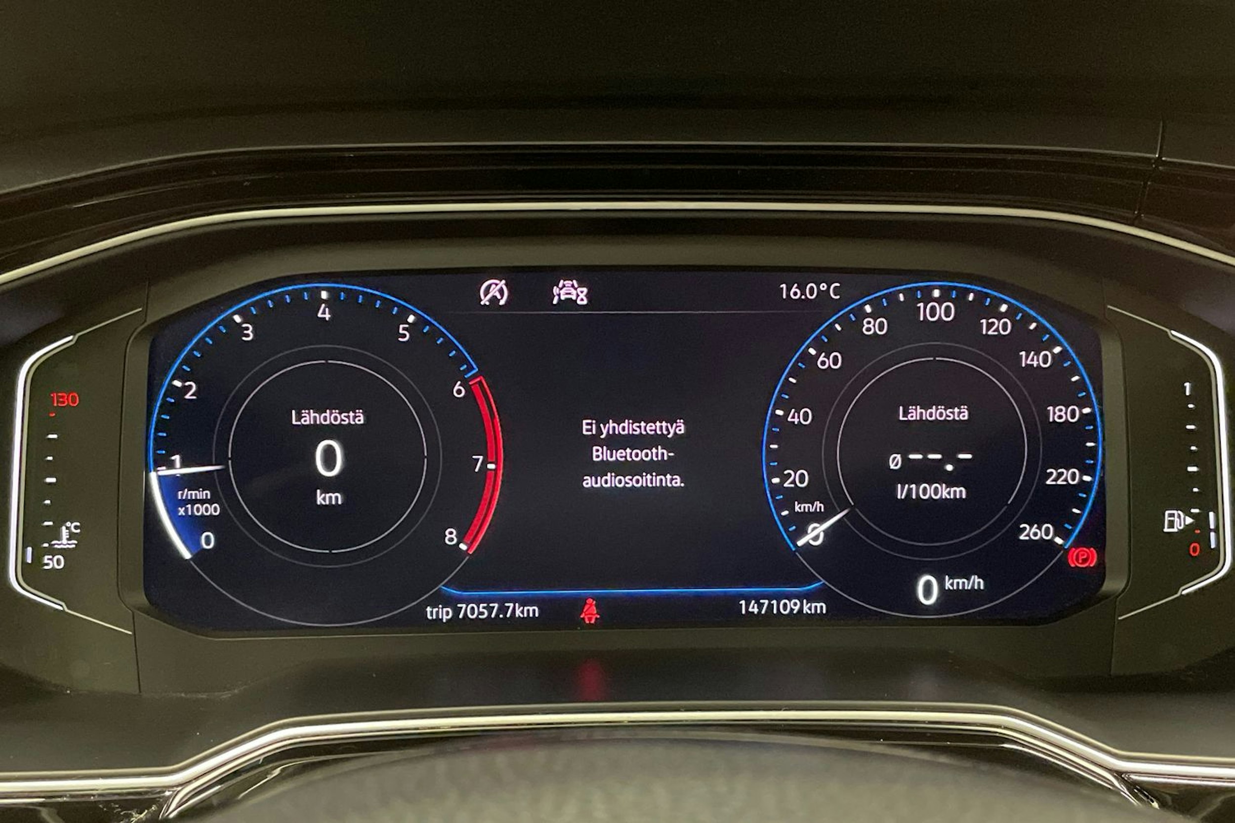 musta Volkswagen Polo 2020 kuva 13.