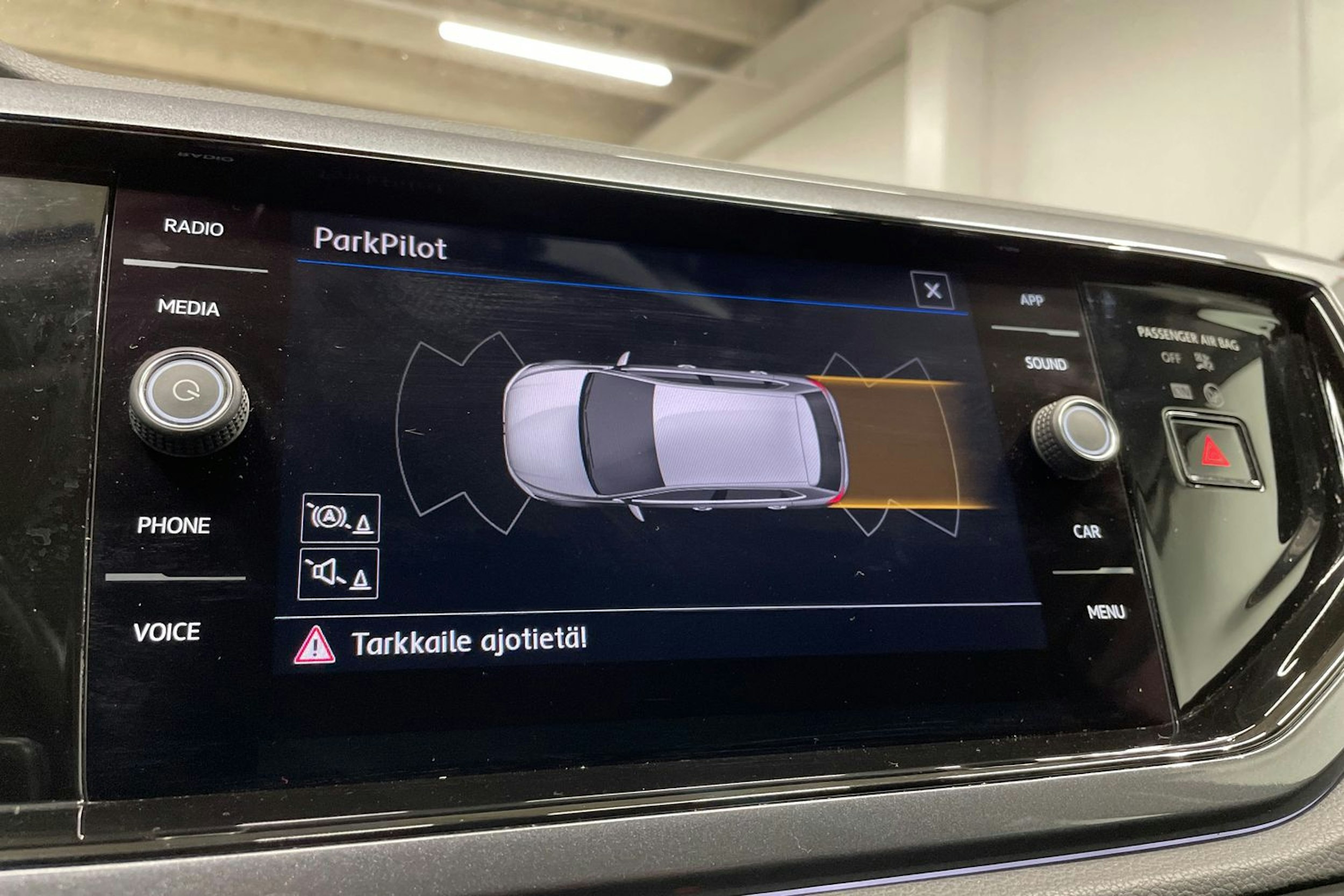 musta Volkswagen Polo 2020 kuva 17.