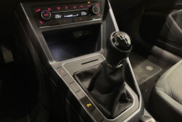 musta Volkswagen Polo 2020 kuva 18.