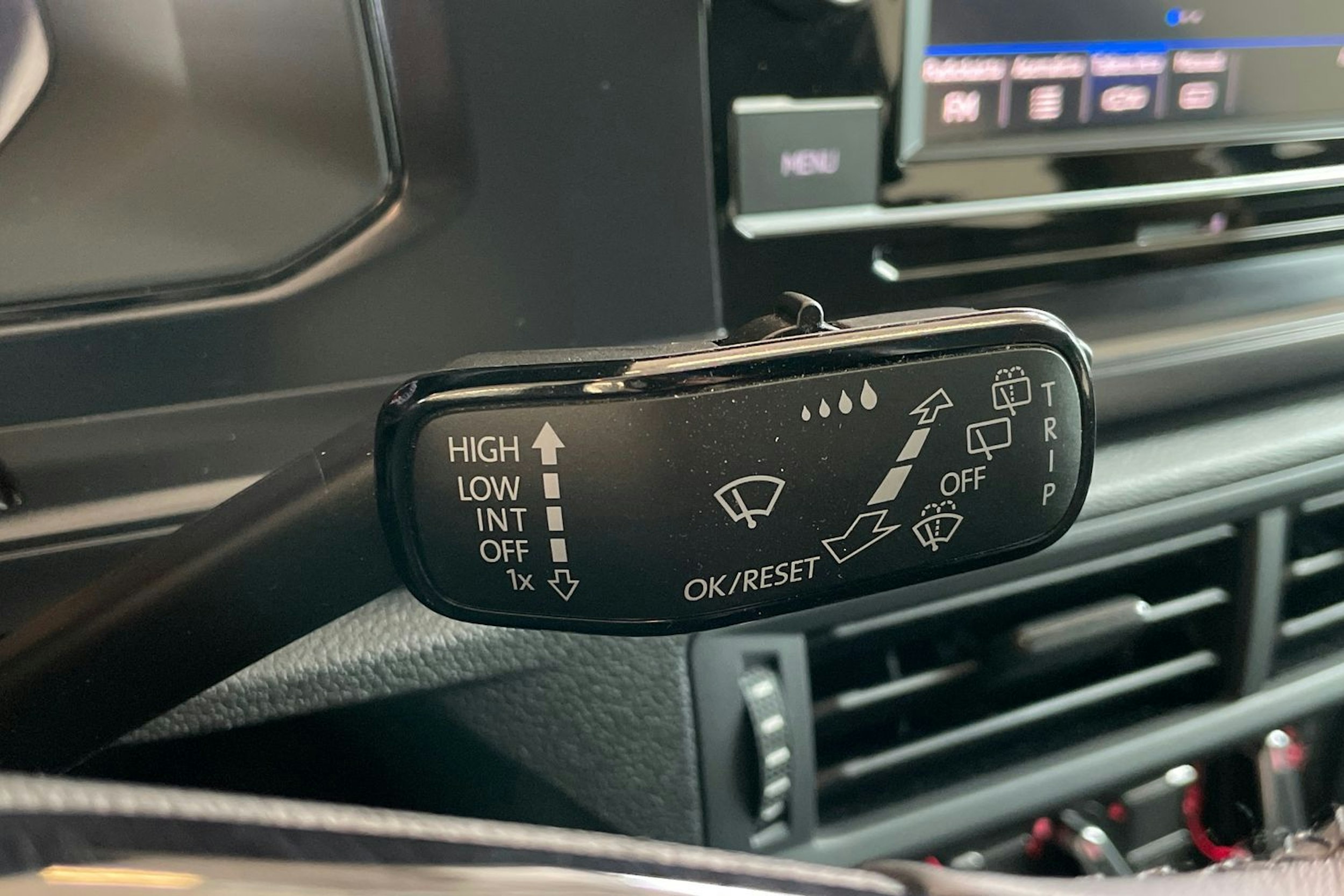 sininen Volkswagen Polo 2020 kuva 18.