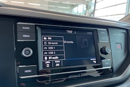sininen Volkswagen Polo 2020 kuva 21.