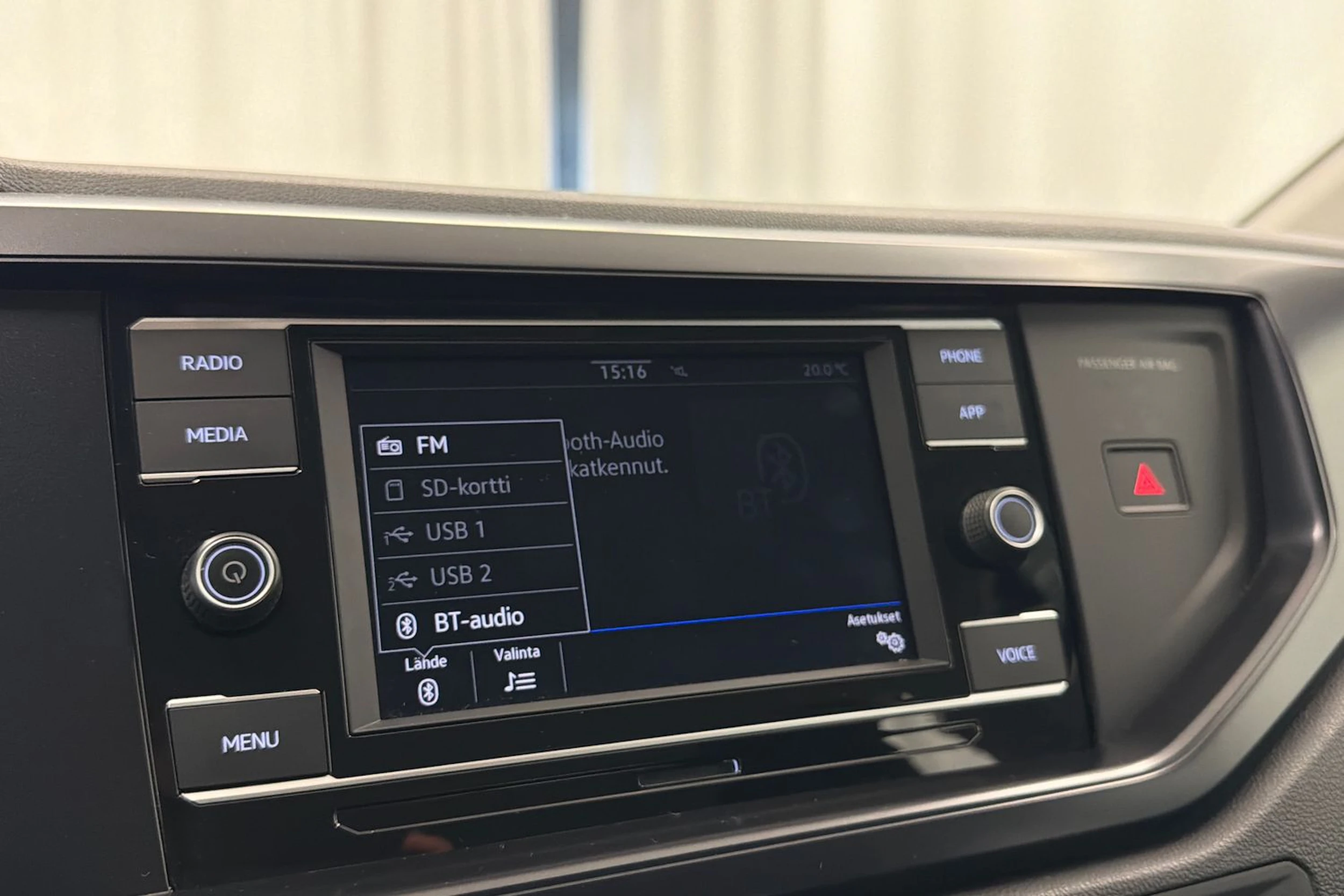 Harmaa Volkswagen POLO 2020 kuva 19.