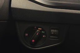 valkoinen Volkswagen Polo 2020 kuva 15.