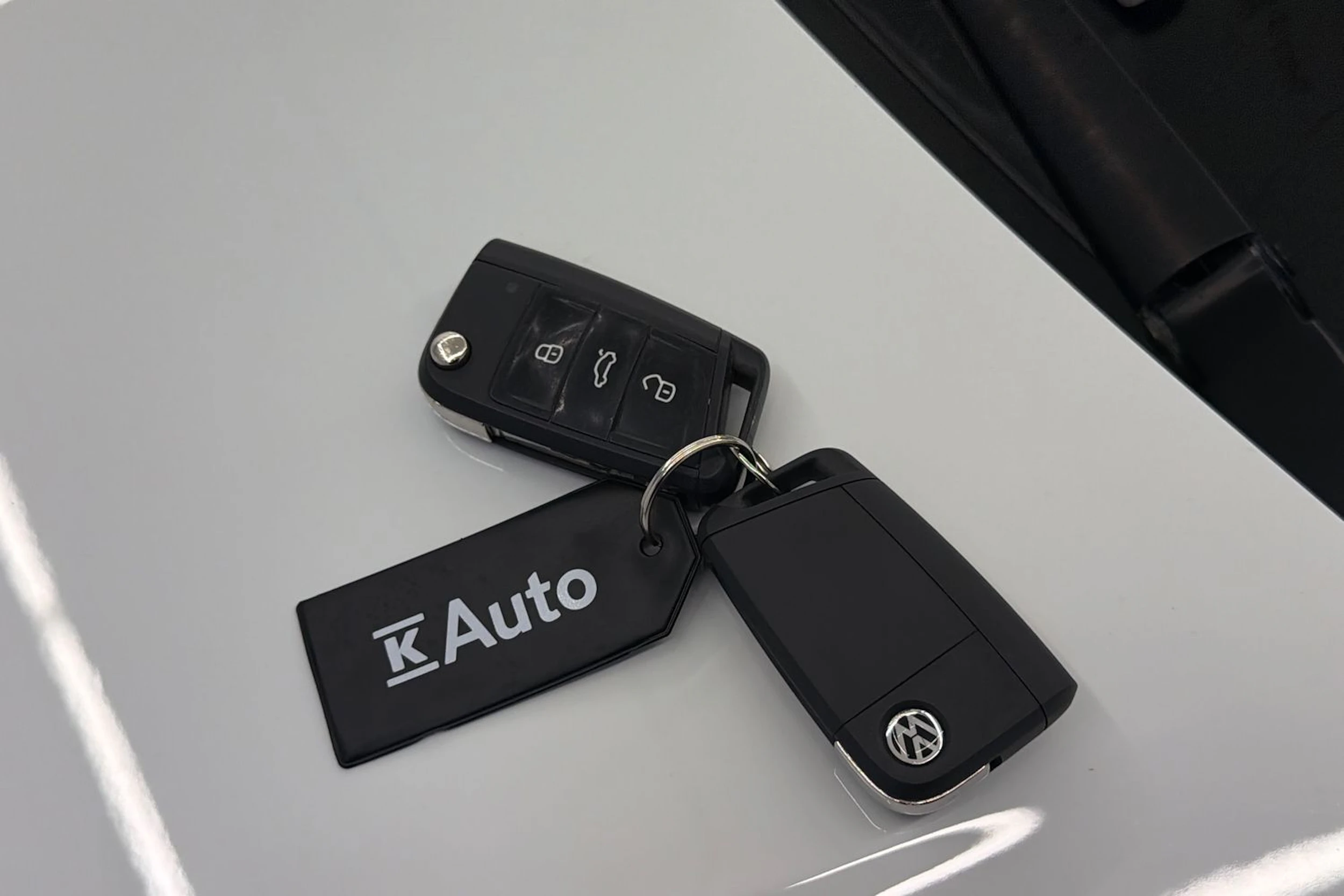 valkoinen Volkswagen Polo 2020 kuva 19.