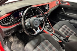 punainen Volkswagen Polo 2020 kuva 3.