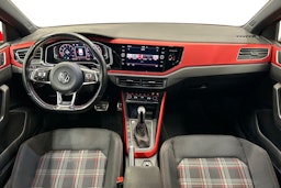 punainen Volkswagen Polo 2020 kuva 9.