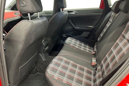 punainen Volkswagen Polo 2020 kuva 10.