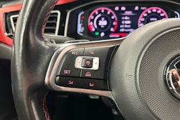 punainen Volkswagen Polo 2020 kuva 20.