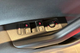 punainen Volkswagen Polo 2020 kuva 19.
