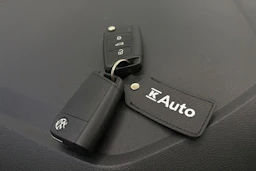 harmaa Volkswagen Polo 2020 kuva 23.