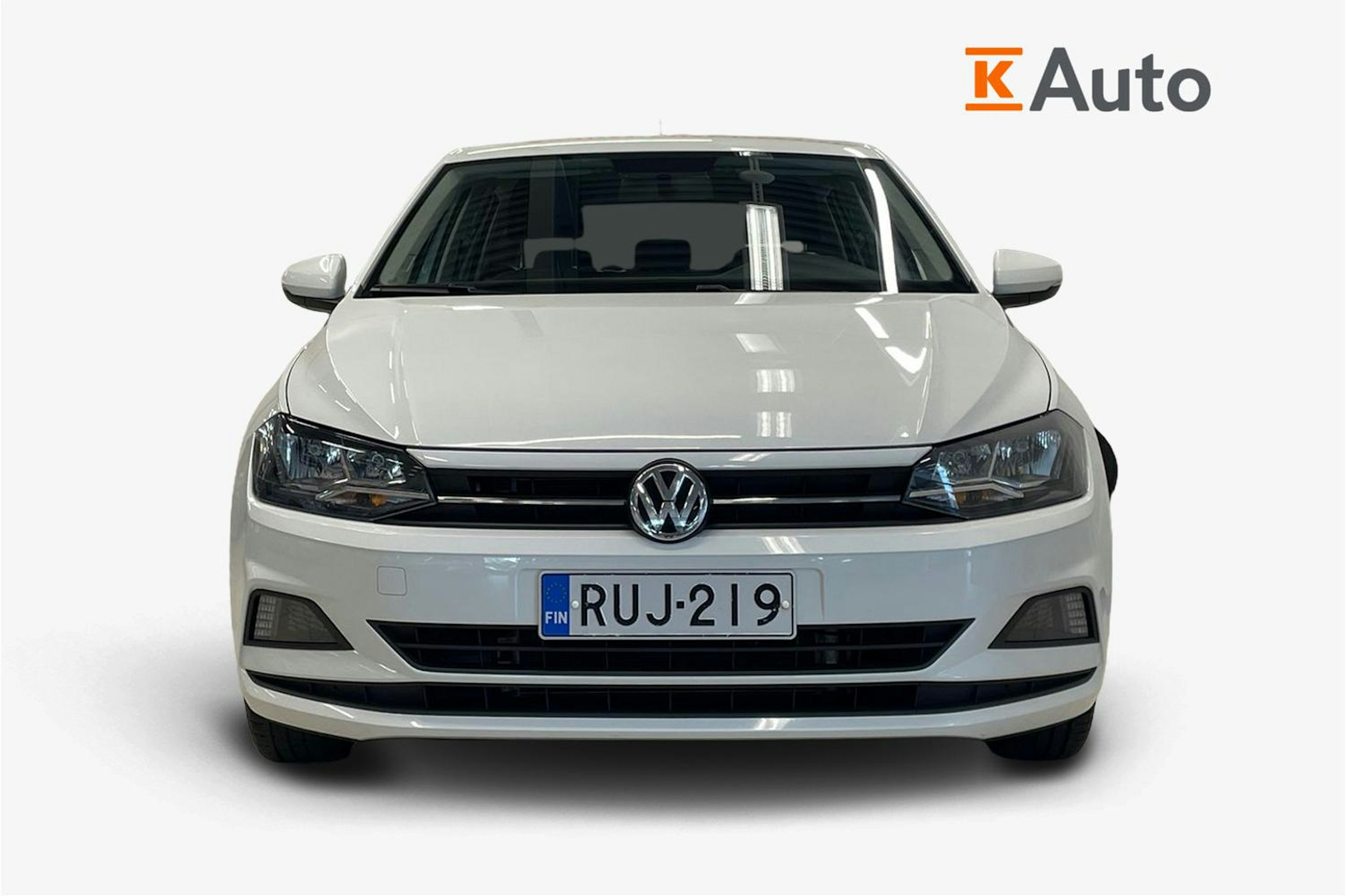valkoinen Volkswagen Polo 2020 kuva 5.