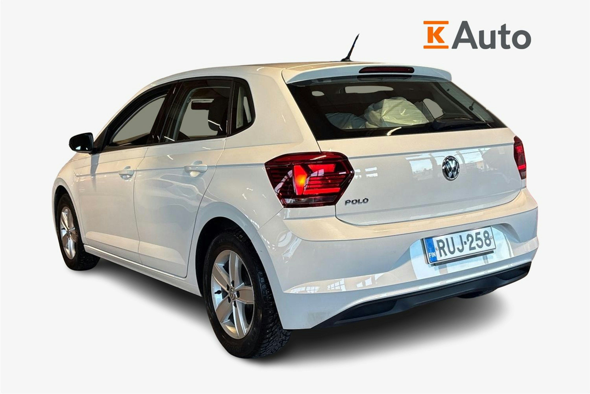 Valkoinen Volkswagen POLO 2020 kuva 2.
