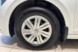 valkoinen Volkswagen Polo 2020 kuva 11.