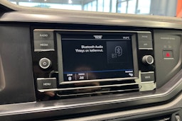 valkoinen Volkswagen Polo 2020 kuva 19.