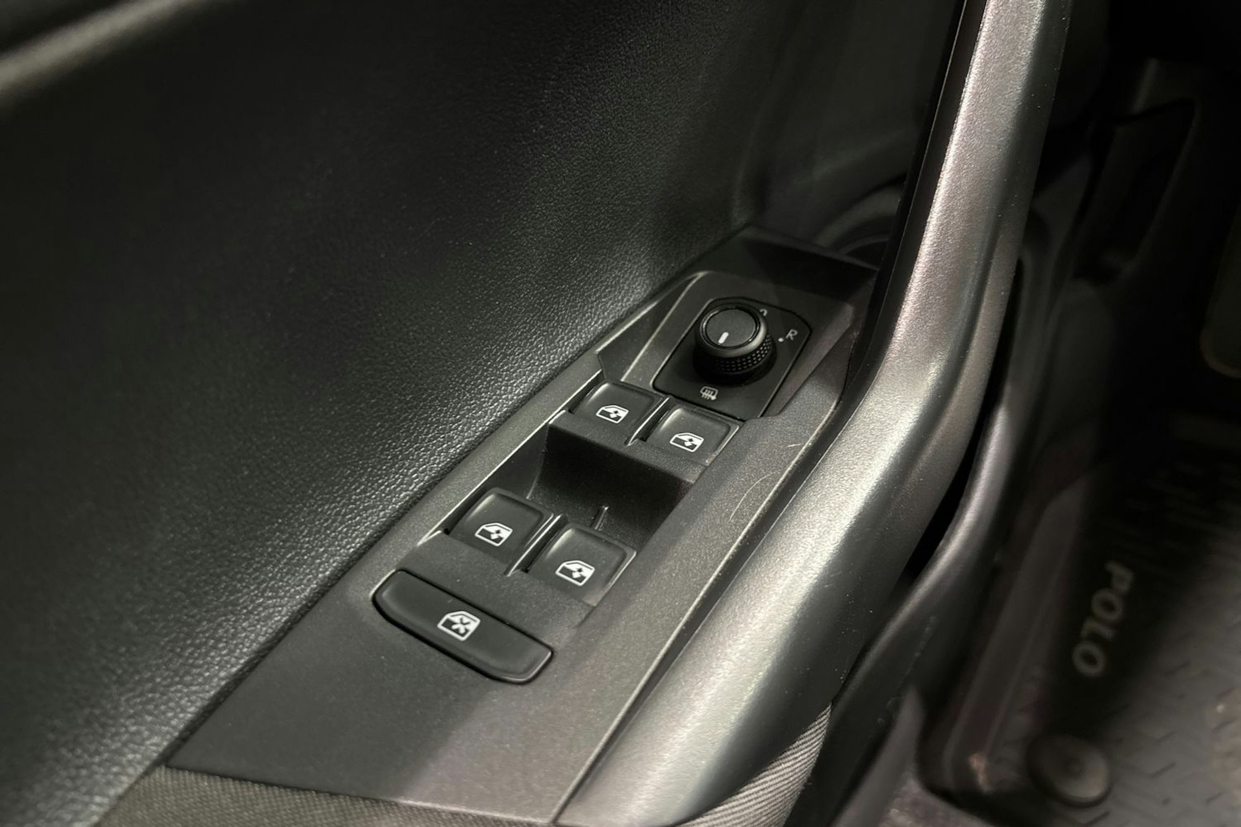 valkoinen Volkswagen Polo 2020 kuva 27.