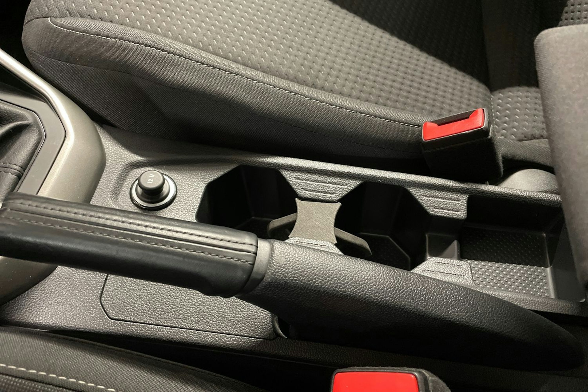 sininen Volkswagen Polo 2020 kuva 22.