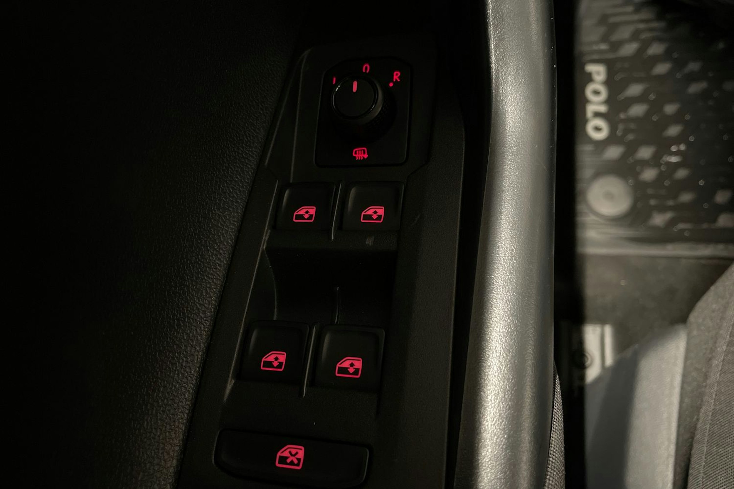 sininen Volkswagen Polo 2020 kuva 24.