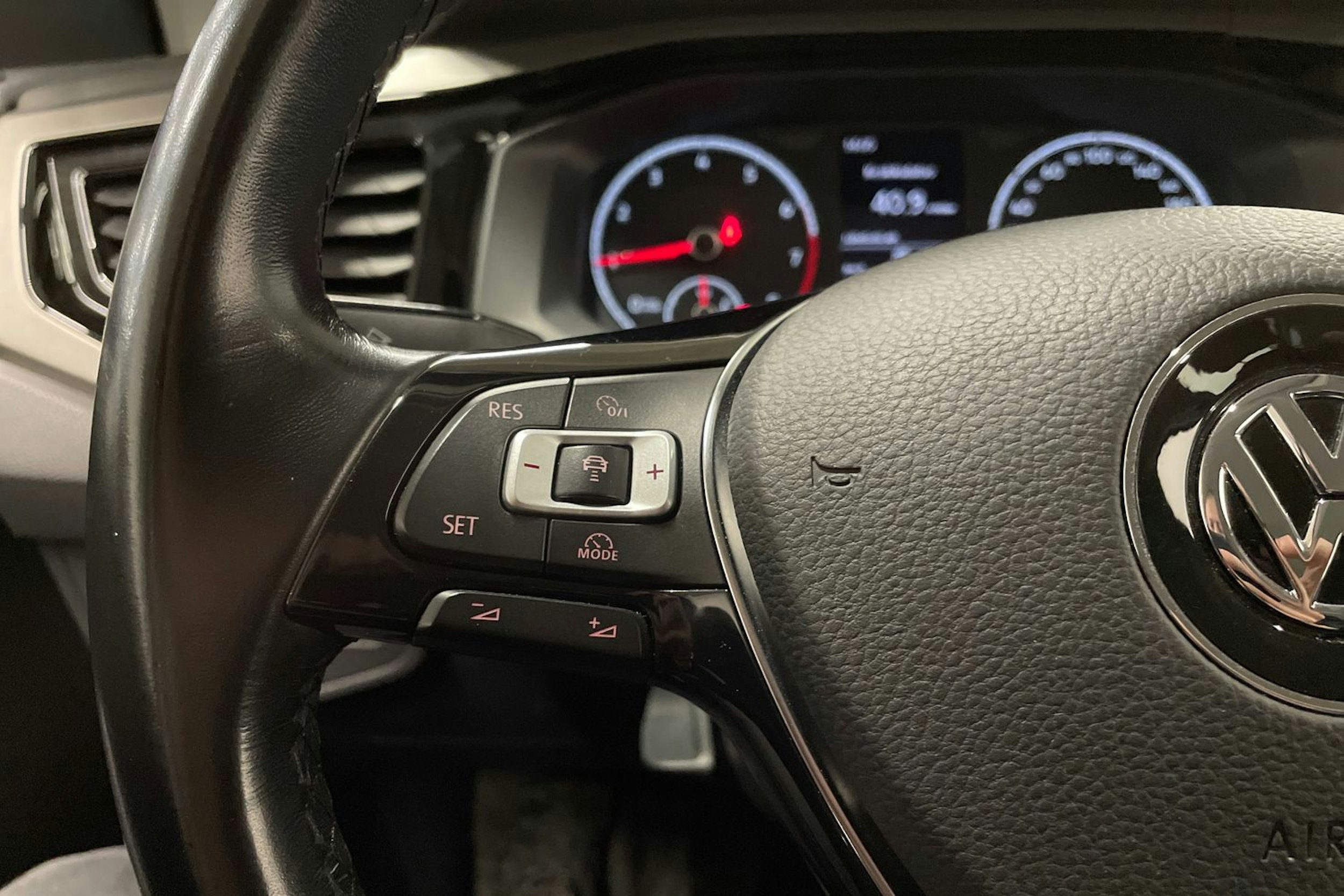 sininen Volkswagen Polo 2020 kuva 25.