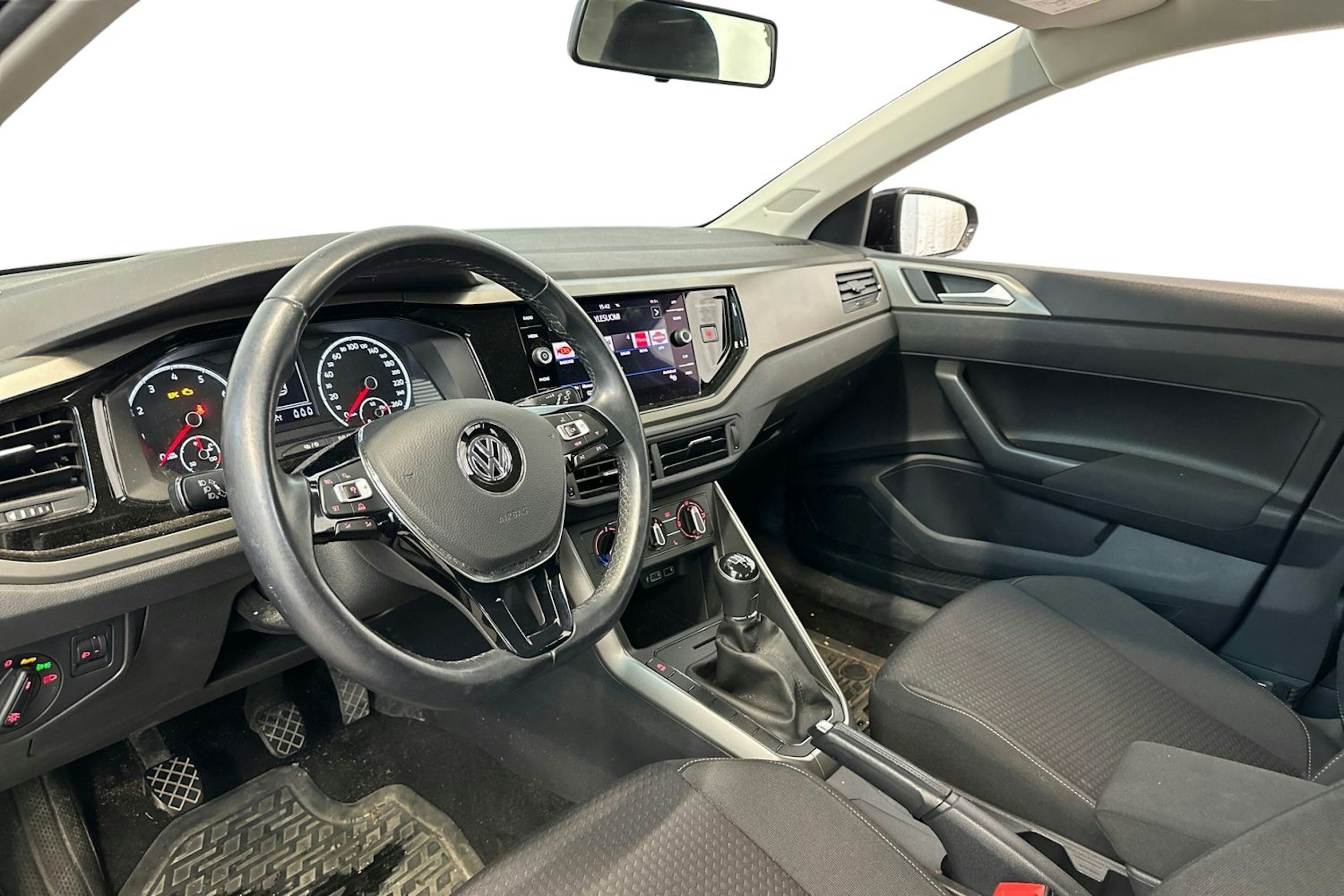 musta Volkswagen Polo 2020 kuva 3.