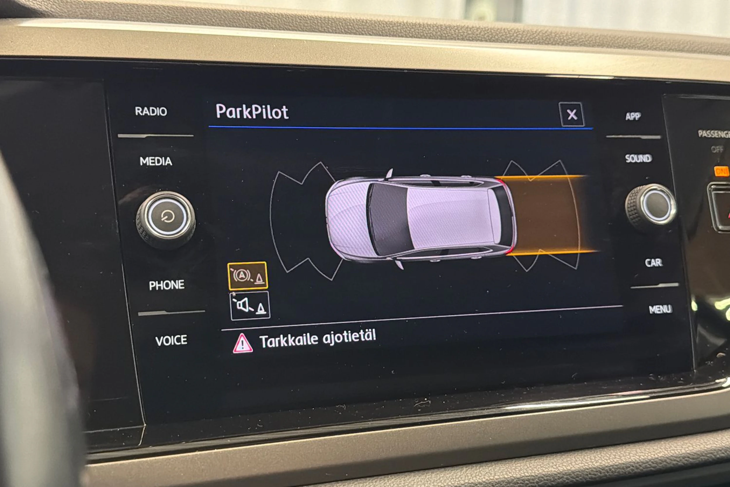 musta Volkswagen Polo 2020 kuva 14.